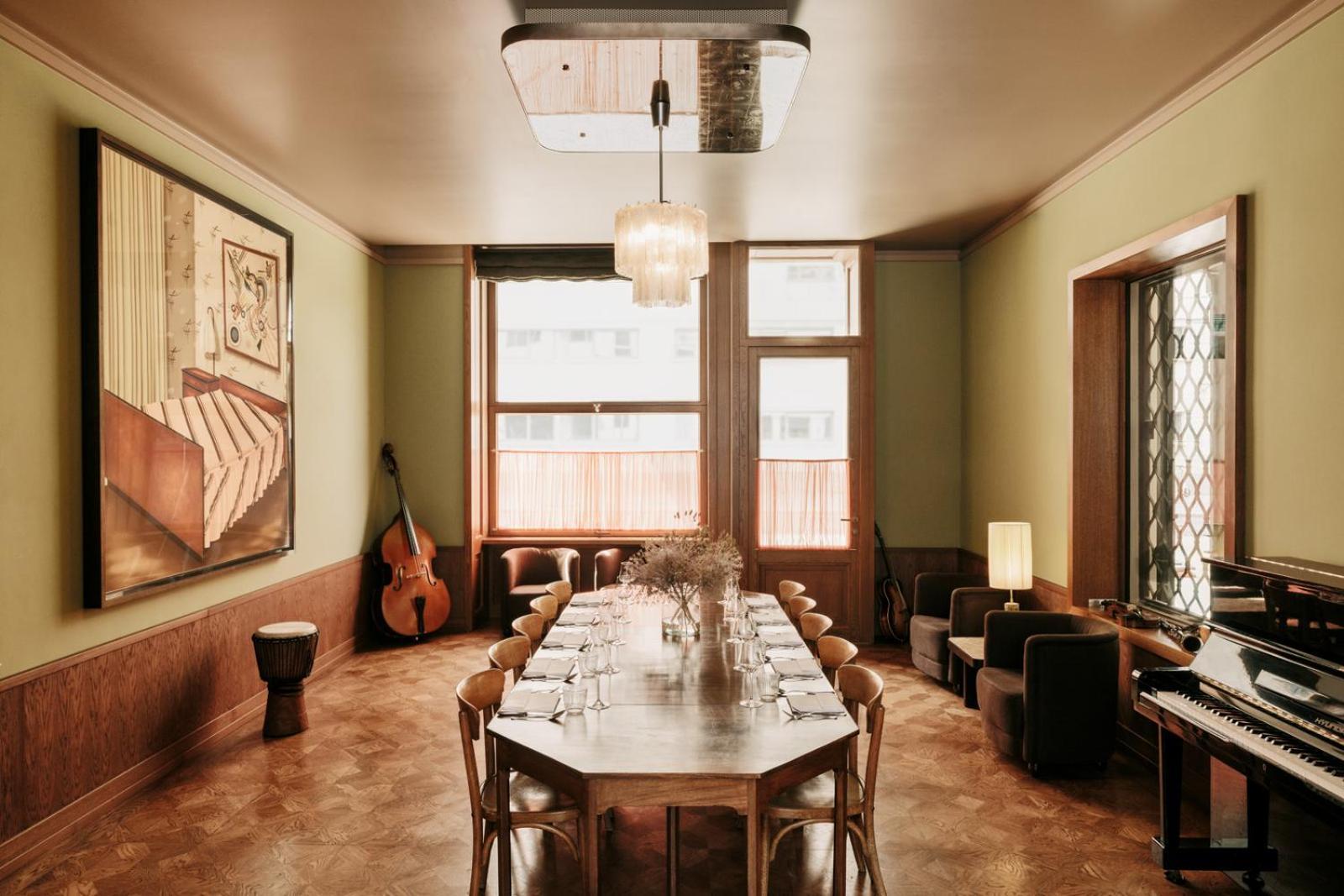 Boutique Hotel Chateau Royal Берлин Экстерьер фото The dining room at the 2018 edition of the restaurant