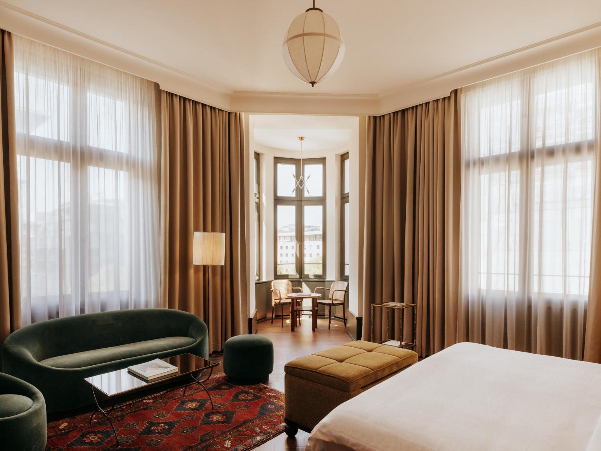Boutique Hotel Chateau Royal Берлин Экстерьер фото Suite at Hotel Axelmannstein
