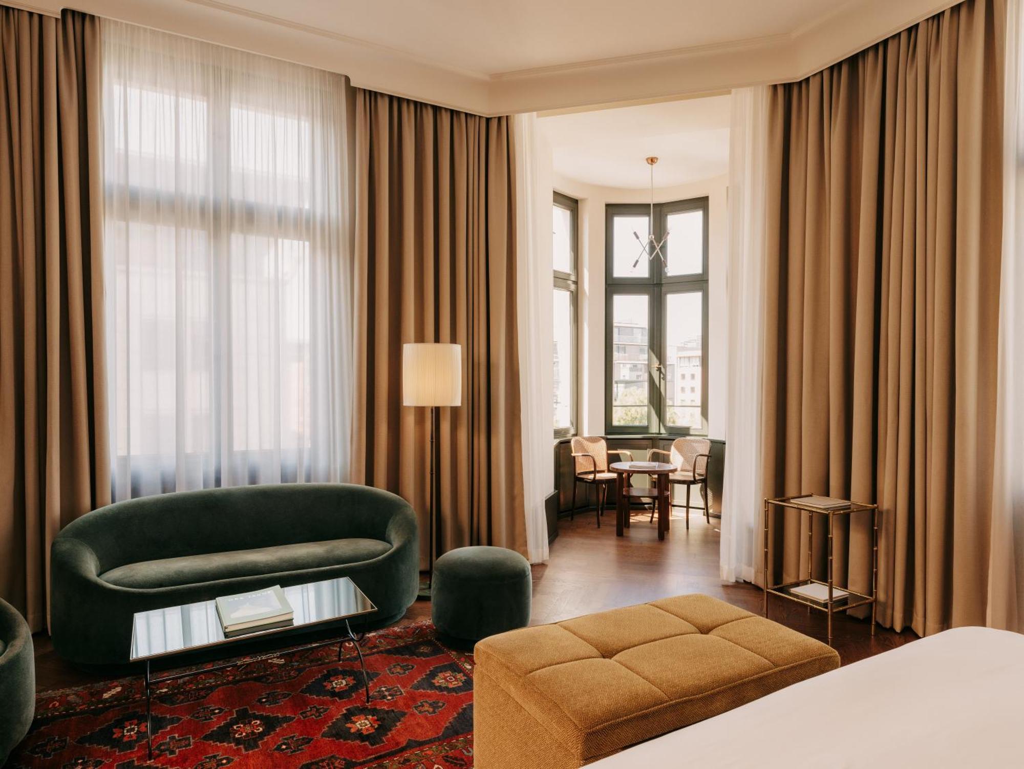 Boutique Hotel Chateau Royal Берлин Экстерьер фото A suite at the Hotel Axelmannstein